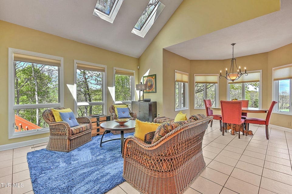 Photo #29: 128 Ridgetop Drive