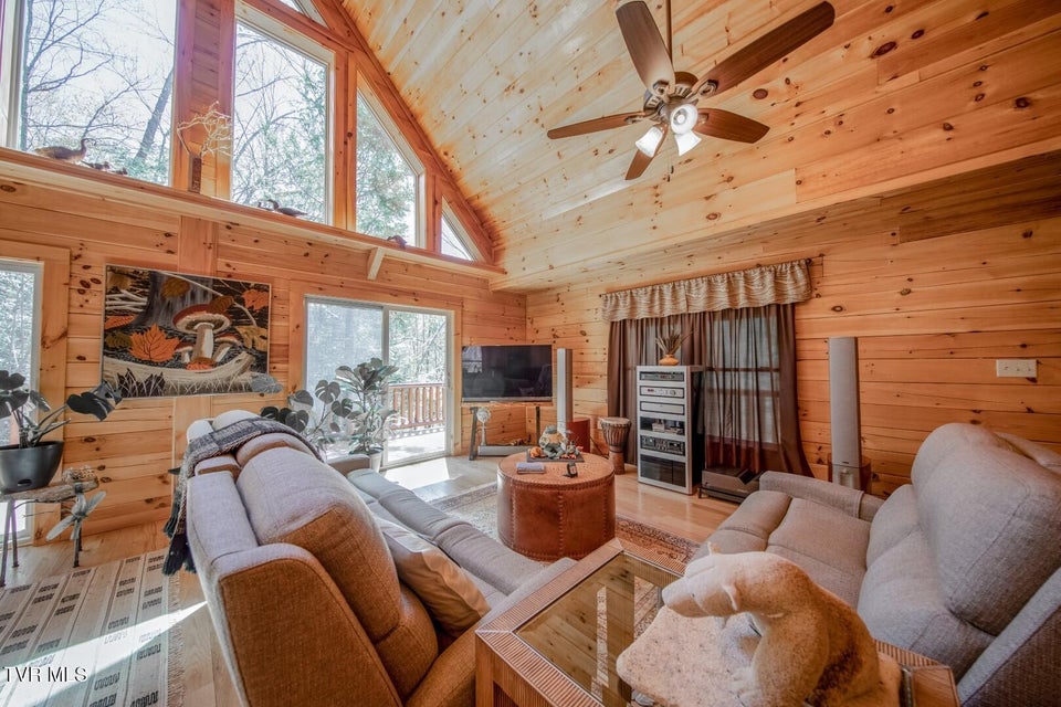 Photo #15: 718 Rocky Flats Rd 