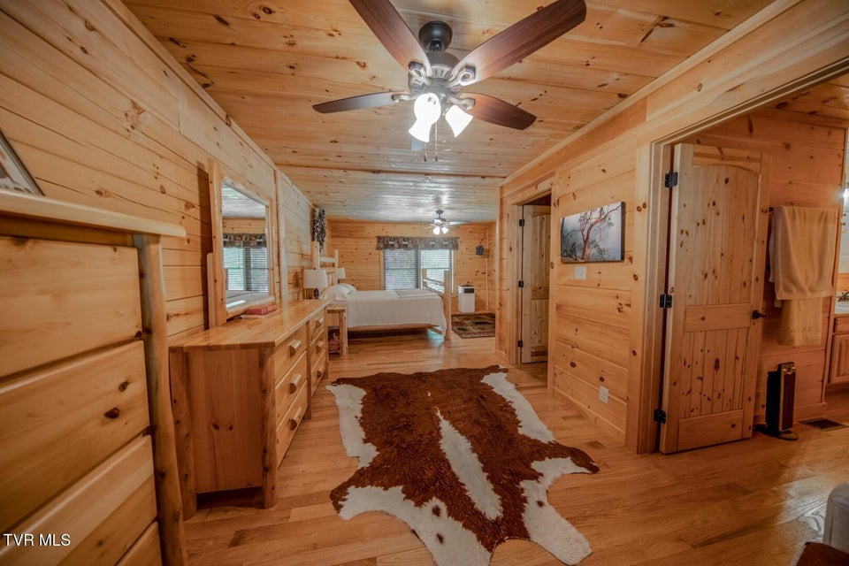 Photo #27: 718 Rocky Flats Rd 