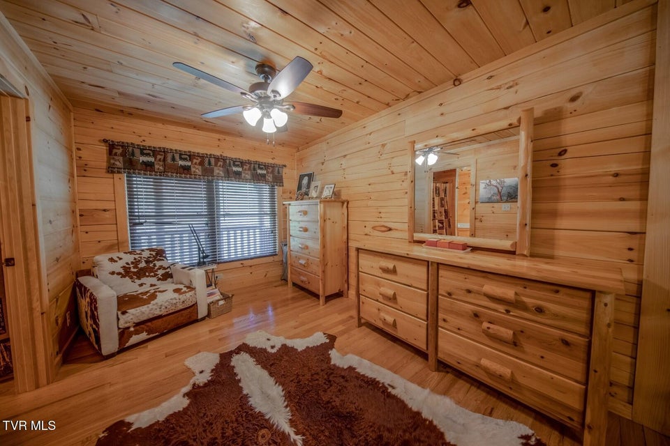 Photo #28: 718 Rocky Flats Rd 