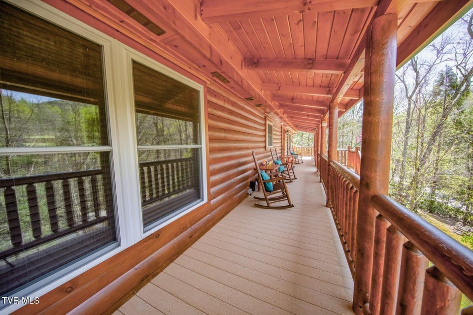 Photo #34: 718 Rocky Flats Rd 