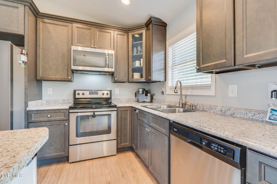 Photo #11: 5017 Aberlea Place