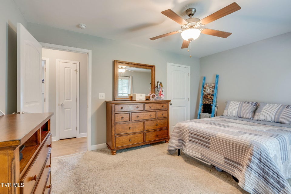 Photo #19: 5017 Aberlea Place
