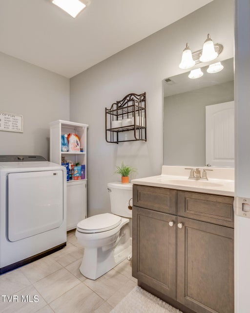 Photo #25: 5017 Aberlea Place