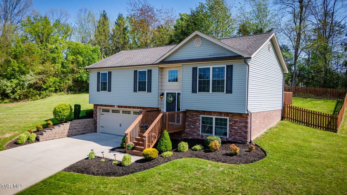 Photo #2: 5017 Aberlea Place