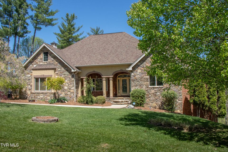 Photo #4: 20268 Heron Circle