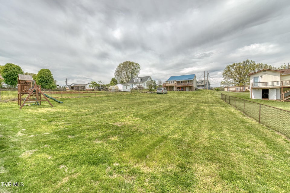 Photo #18: 322 Doe Avenue