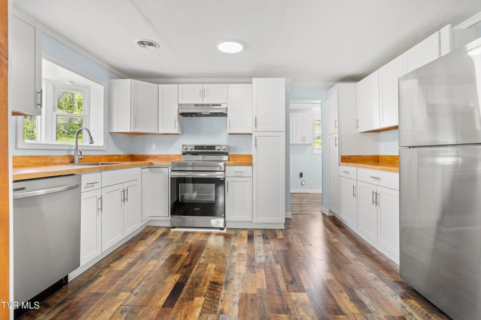 Photo #10: 1219 Ledford Street