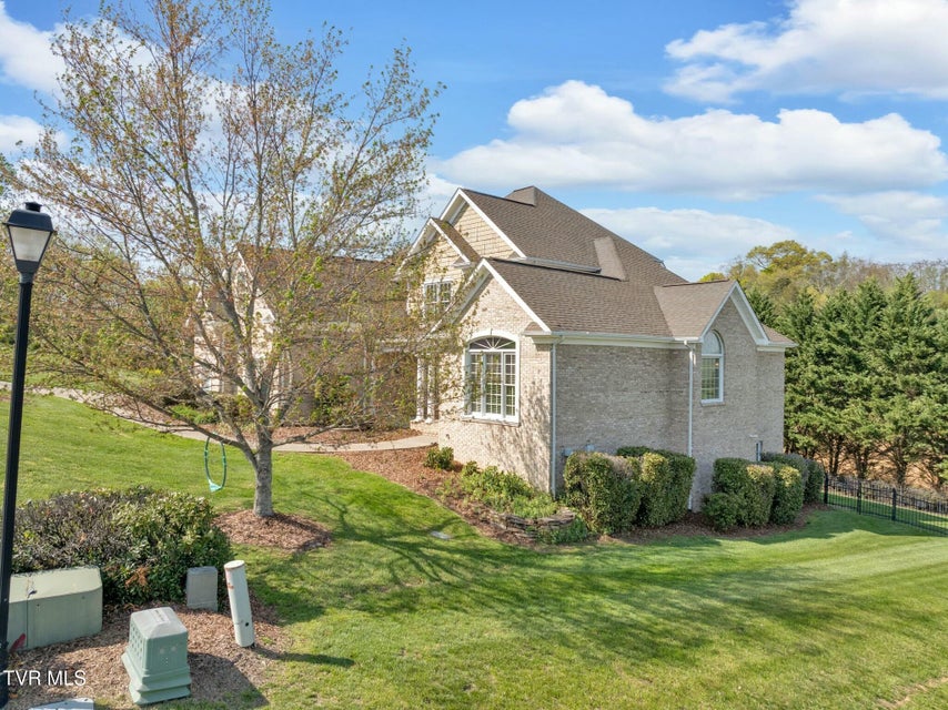 Photo #4: 108 Ridgetop Drive Drive