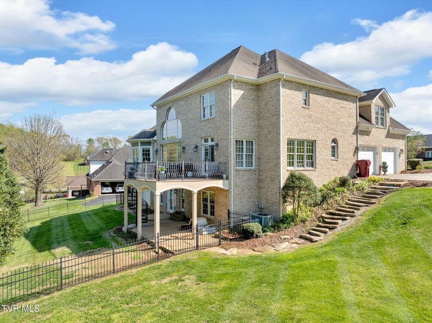 Photo #5: 108 Ridgetop Drive Drive