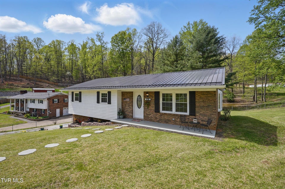 Photo #2: 536 Chadwell Road
