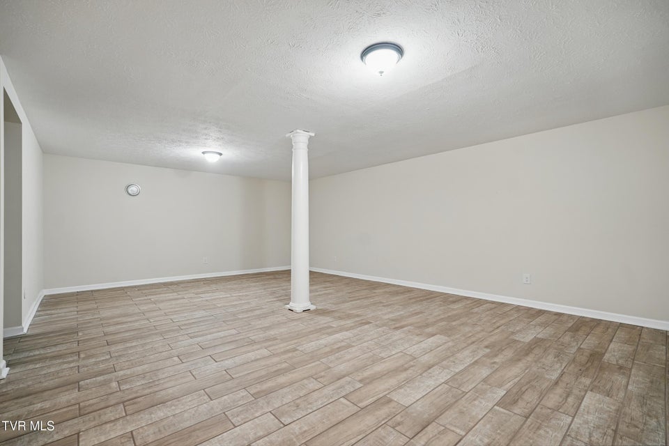 Photo #25: 536 Chadwell Road