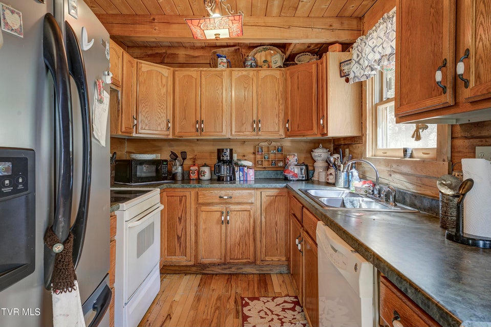 Photo #9: 120 Dukes Drive