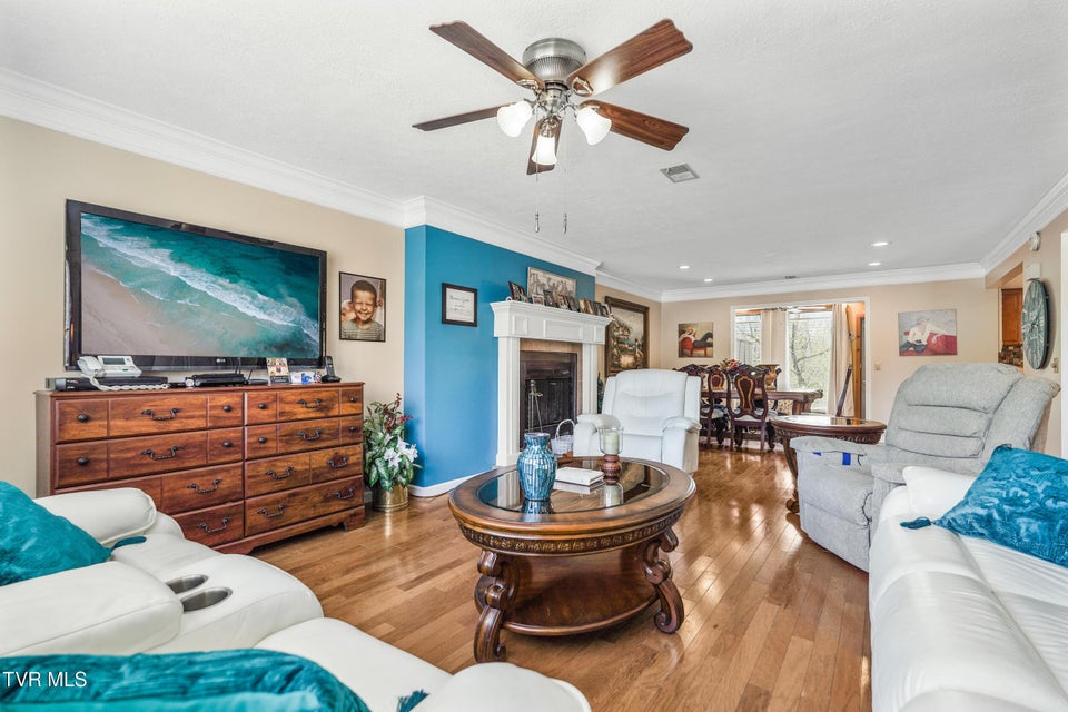Photo #6: 655 Fox Meadow Road