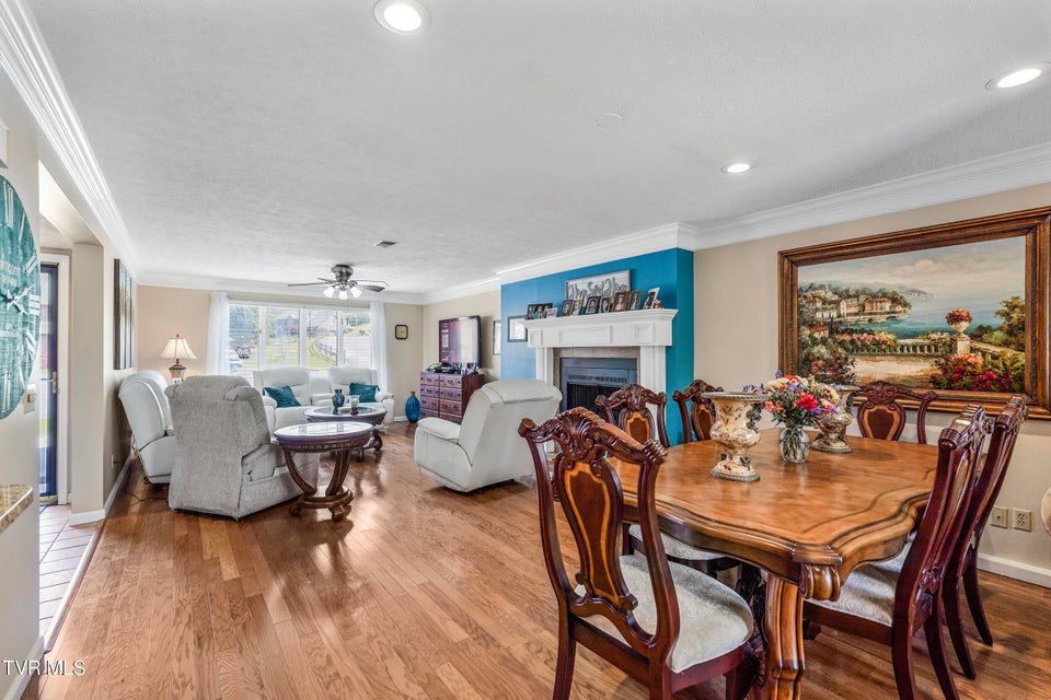 Photo #11: 655 Fox Meadow Road