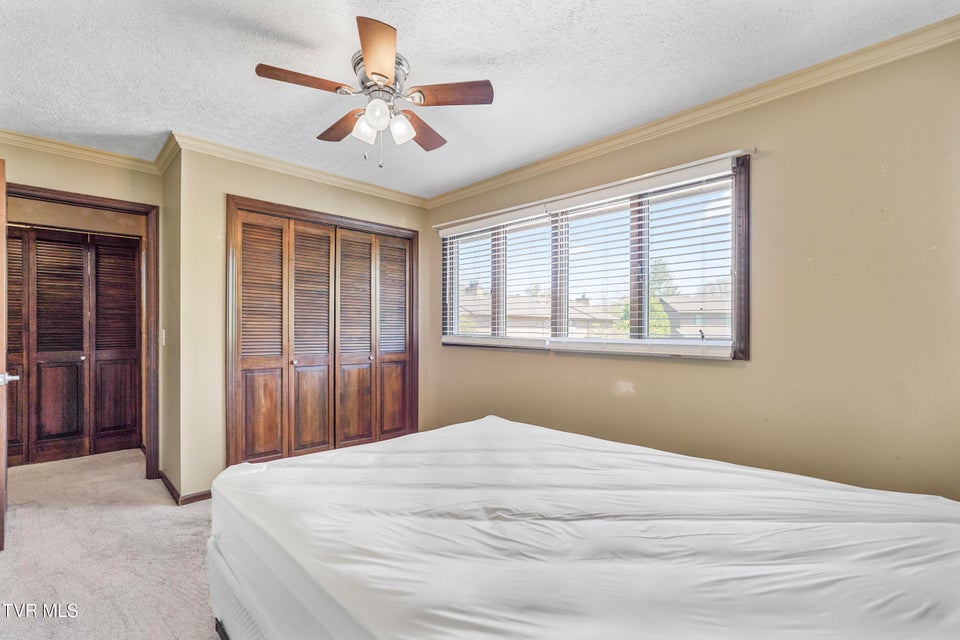 Photo #22: 655 Fox Meadow Road