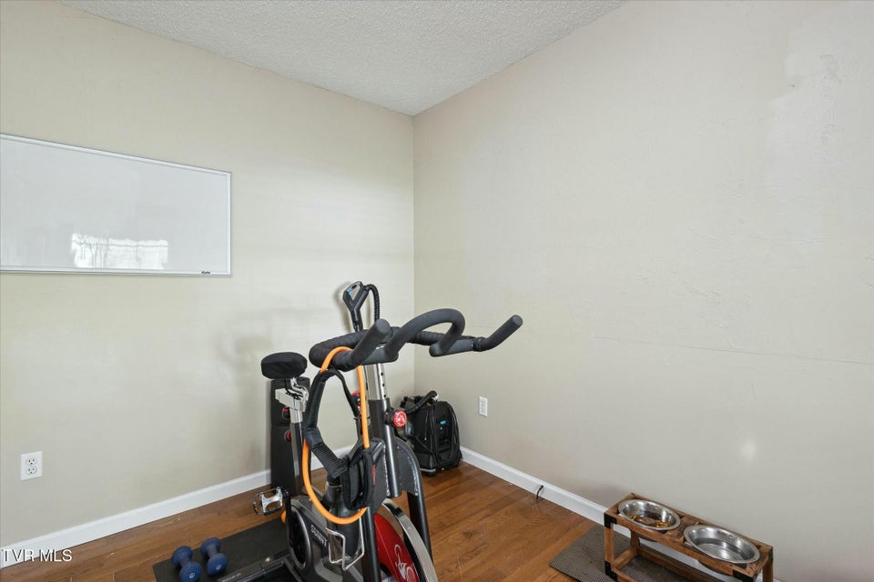 Photo #33: 80 Noellwood Drive