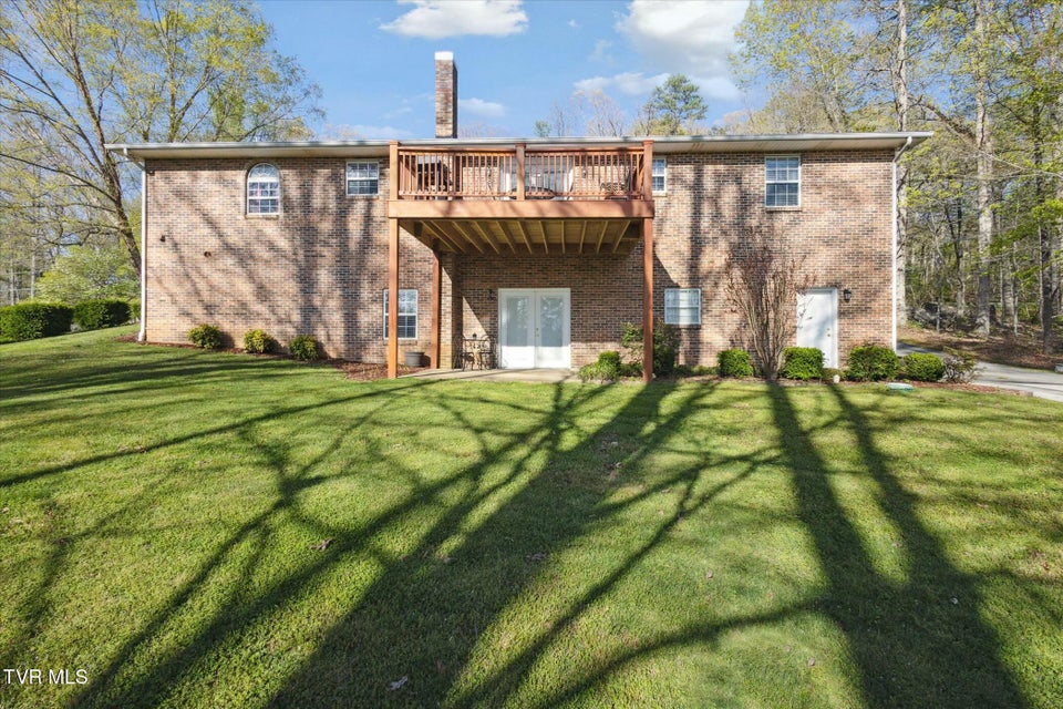 Photo #38: 80 Noellwood Drive