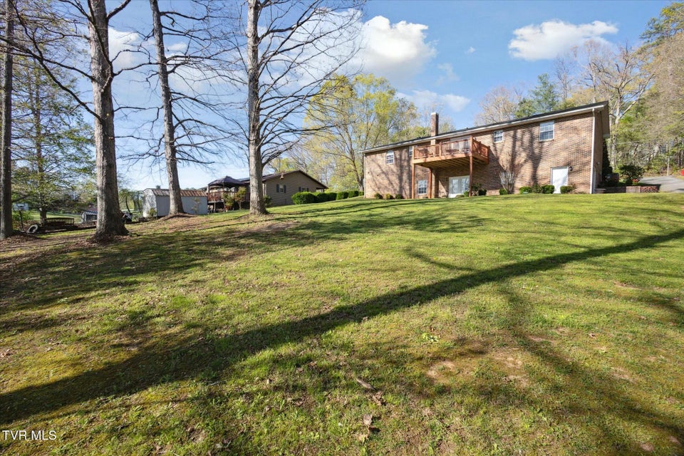 Photo #39: 80 Noellwood Drive