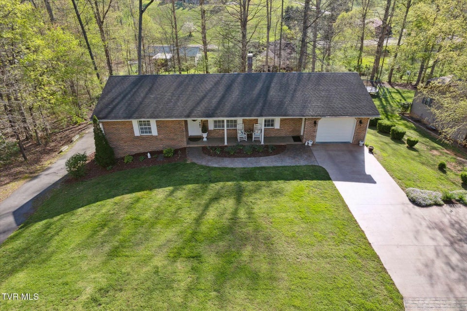 Photo #41: 80 Noellwood Drive