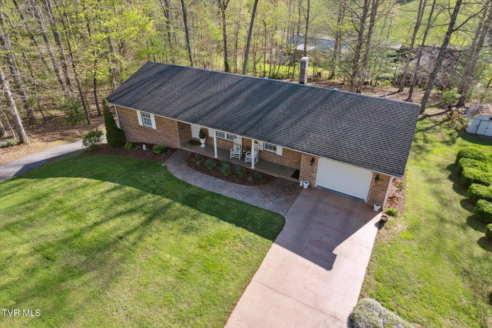 Photo #42: 80 Noellwood Drive