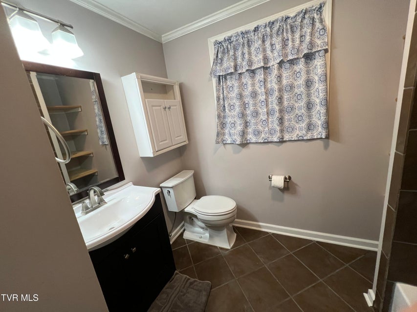 Photo #24: 4004 Lakeland Drive
