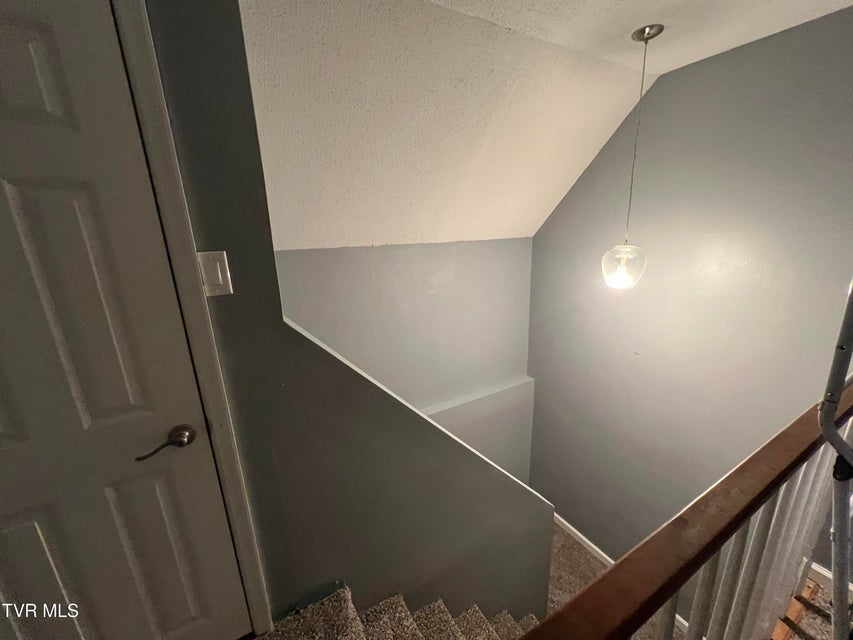 Photo #23: 4004 Lakeland Drive