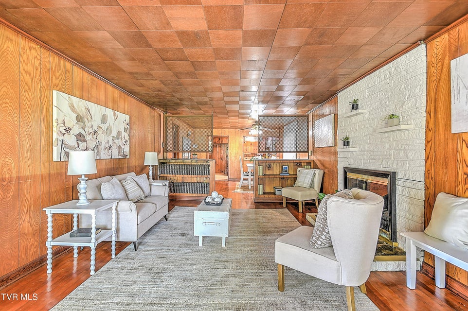Photo #14: 2638 Anderson Street