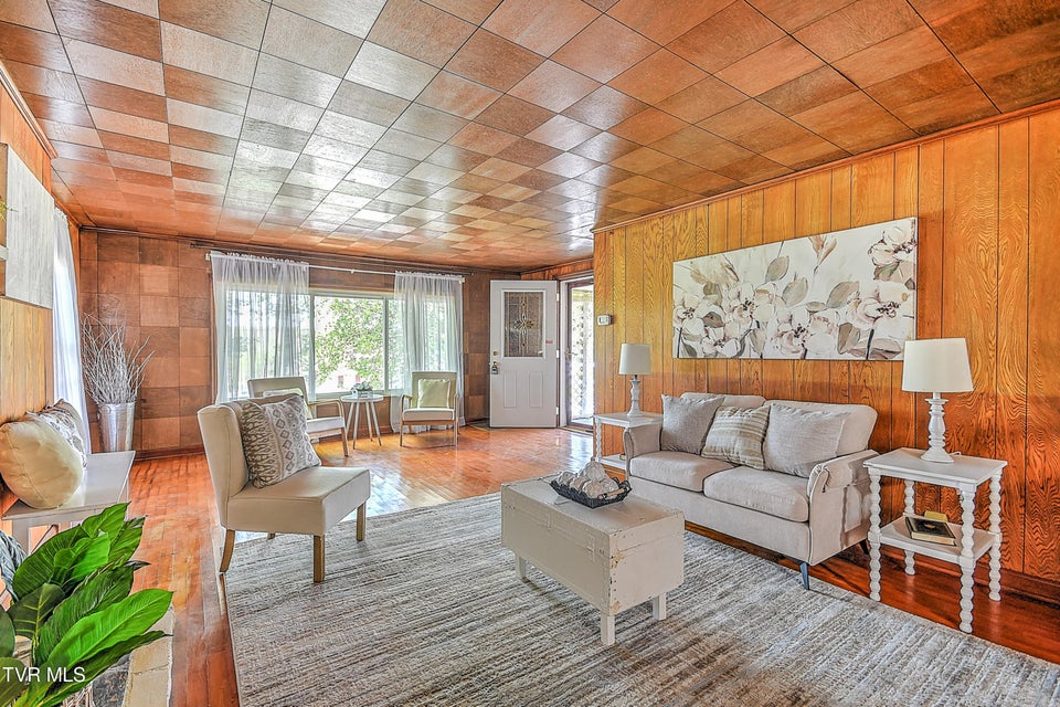 Photo #18: 2638 Anderson Street