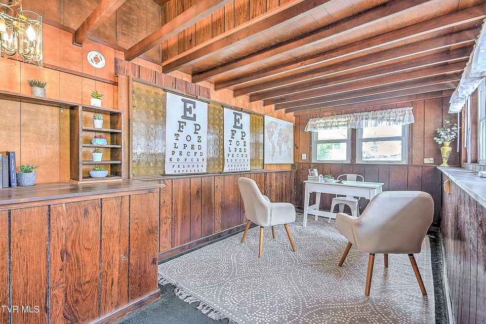 Photo #33: 2638 Anderson Street