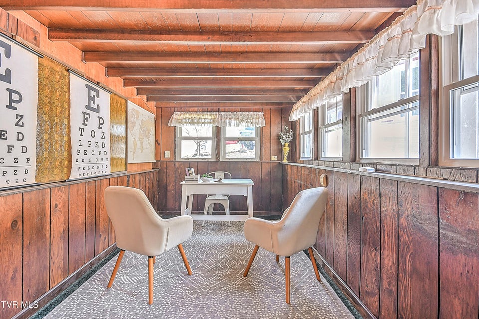Photo #34: 2638 Anderson Street
