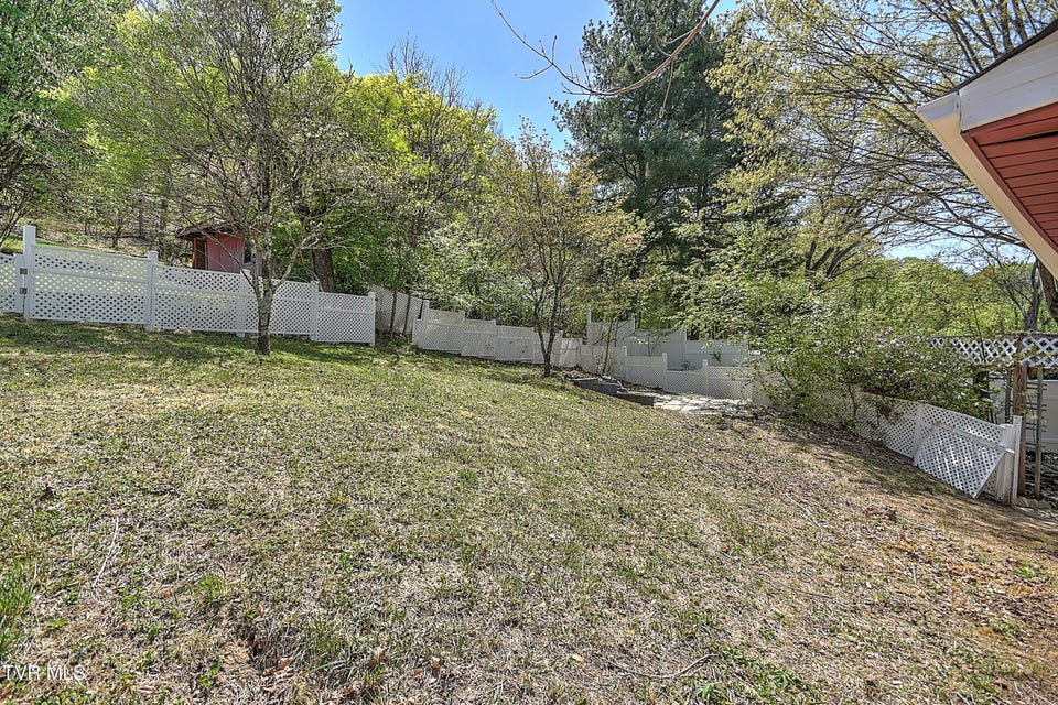 Photo #46: 2638 Anderson Street