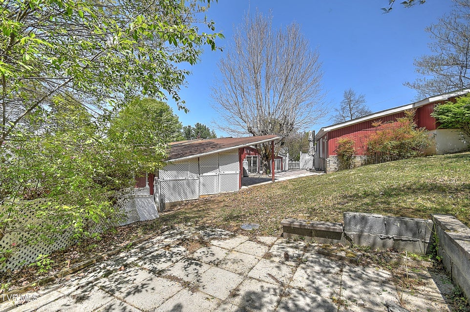 Photo #50: 2638 Anderson Street