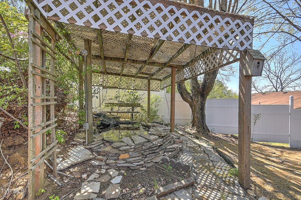 Photo #51: 2638 Anderson Street