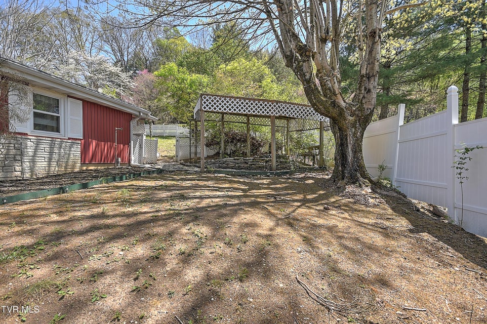 Photo #52: 2638 Anderson Street