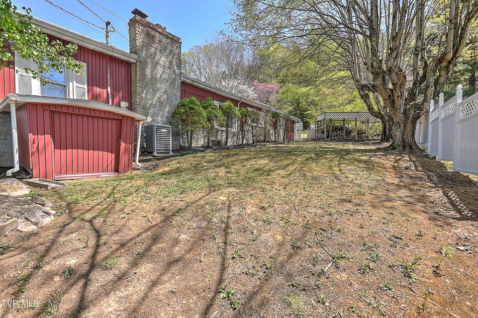 Photo #53: 2638 Anderson Street