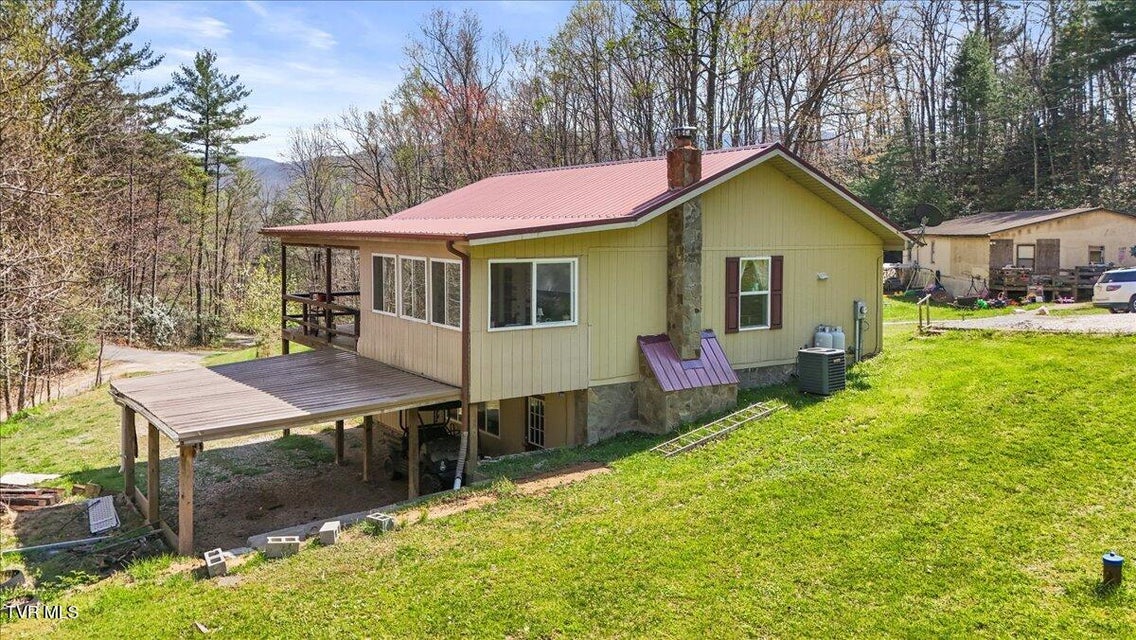 Photo #40: 1102 Foxhound Hills Circle