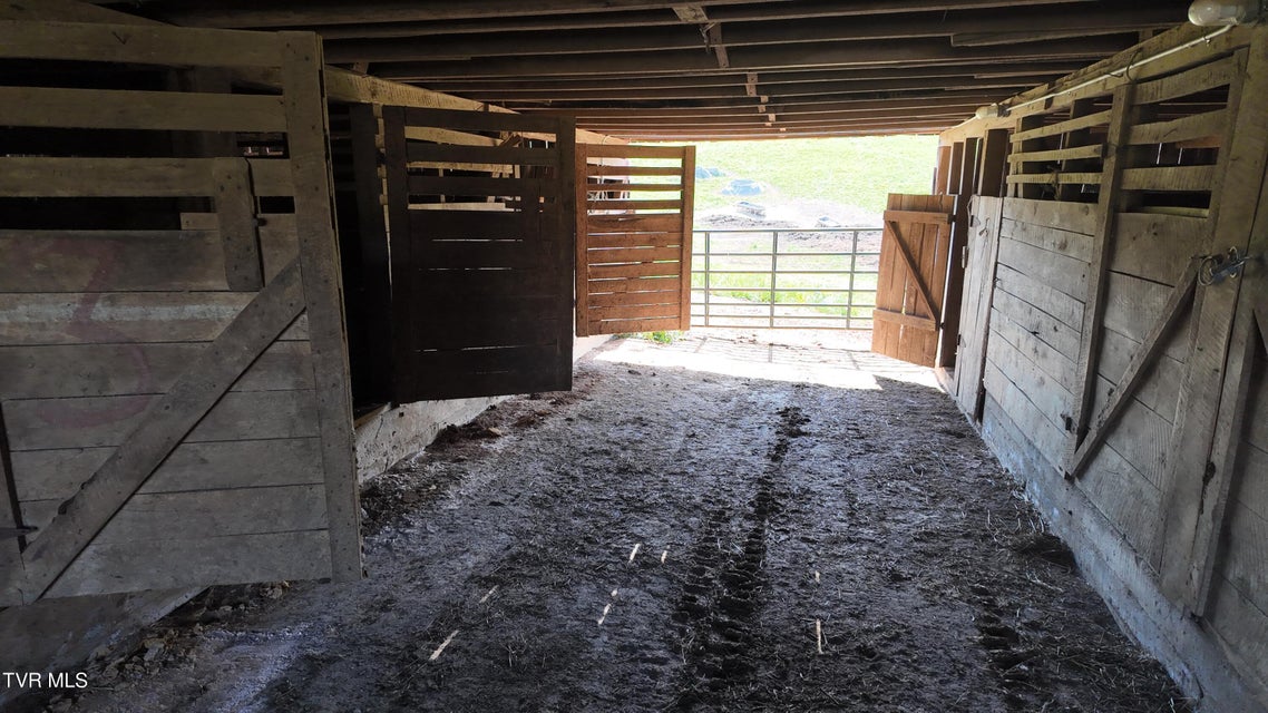 Photo #81: 3200 Milburnton Road
