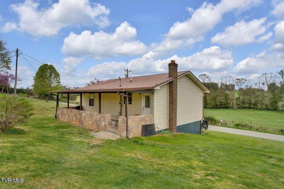 Photo #18: 1258 Dogwood Road