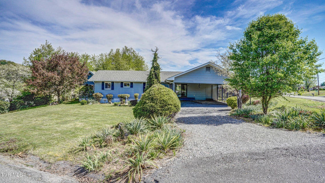 Photo #2: 202 Redwood Road