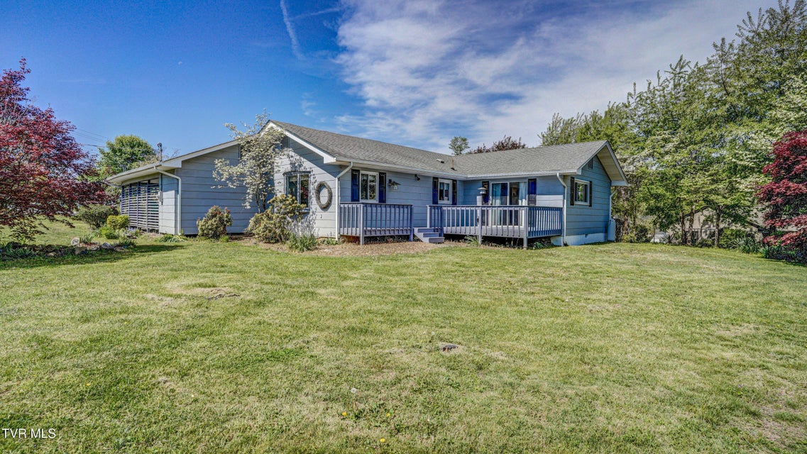 Photo #6: 202 Redwood Road