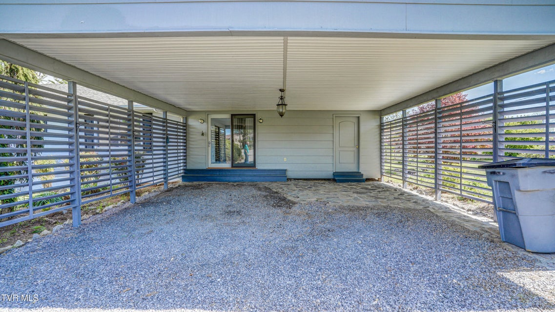 Photo #9: 202 Redwood Road