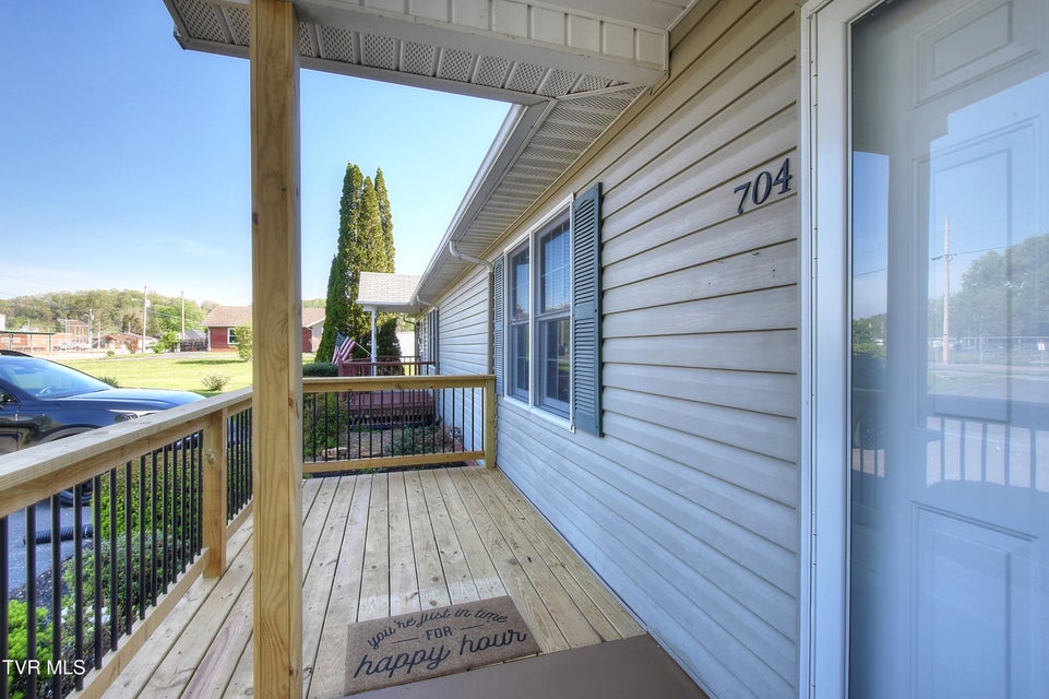 Photo #5: 704 Hickory Street