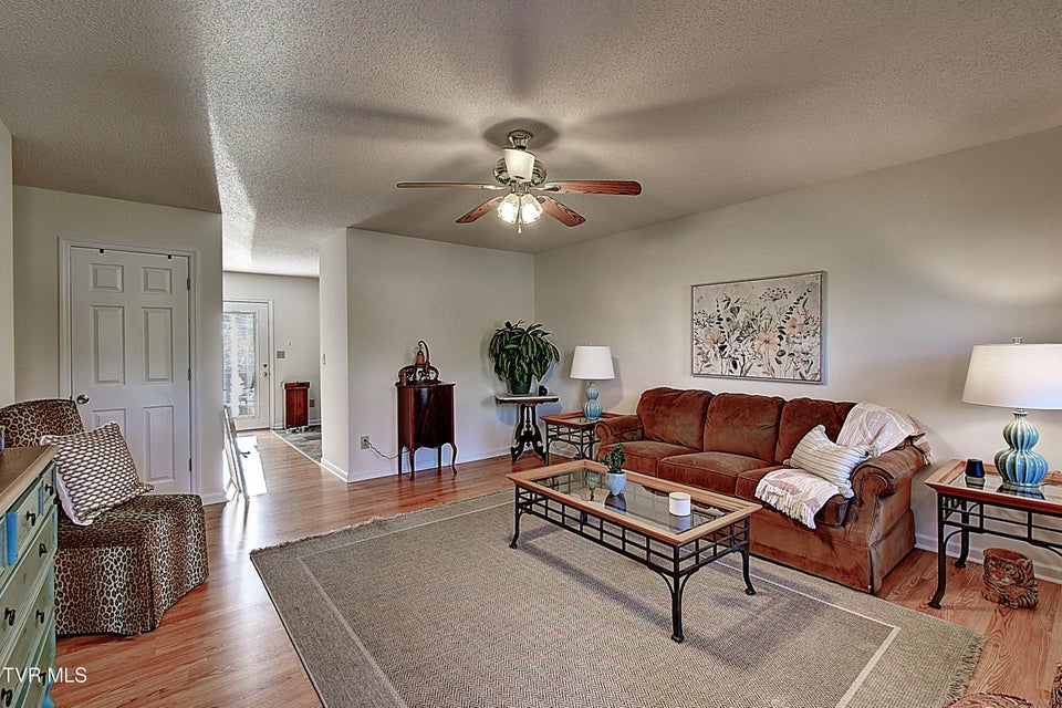 Photo #6: 704 Hickory Street