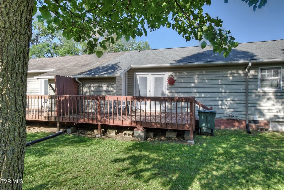 Photo #26: 704 Hickory Street