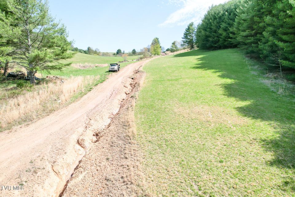 Photo #12: 887 Mill Creek Road