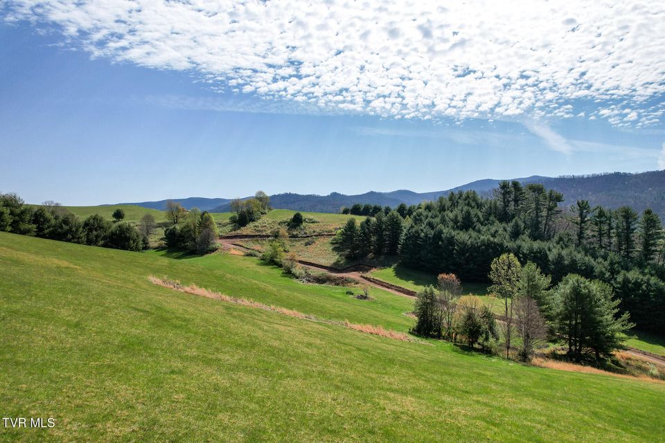 Photo #2: 887 Mill Creek Road