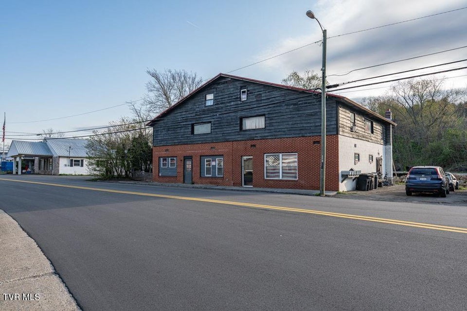 Photo #3: 611 Church Street