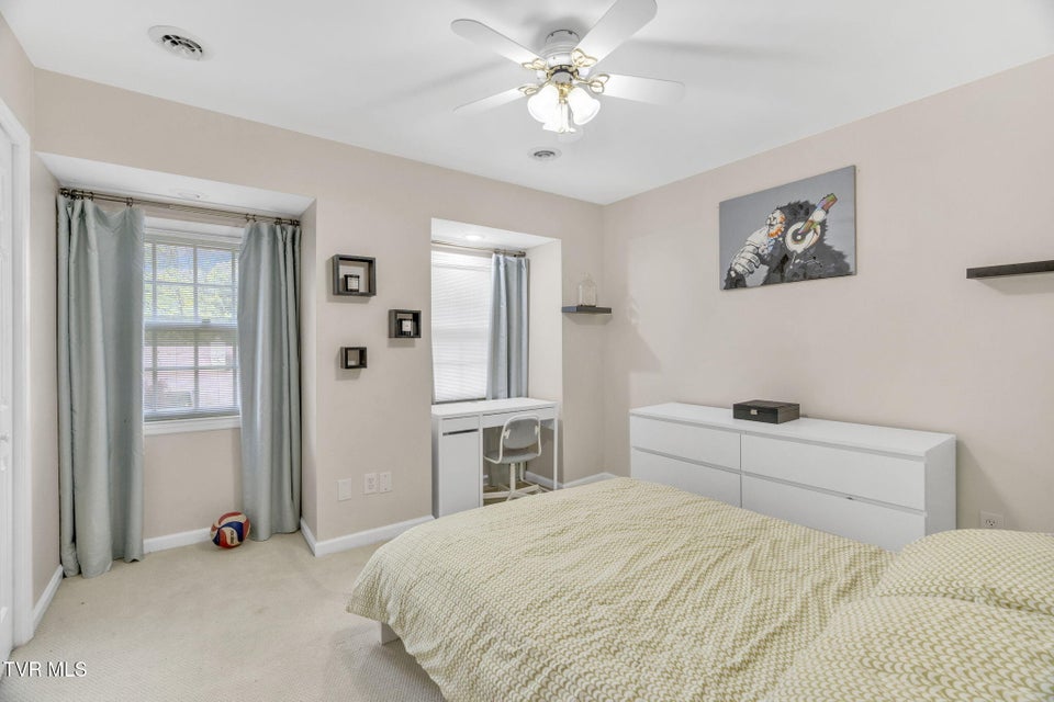 Photo #40: 3402 Honeywood Drive