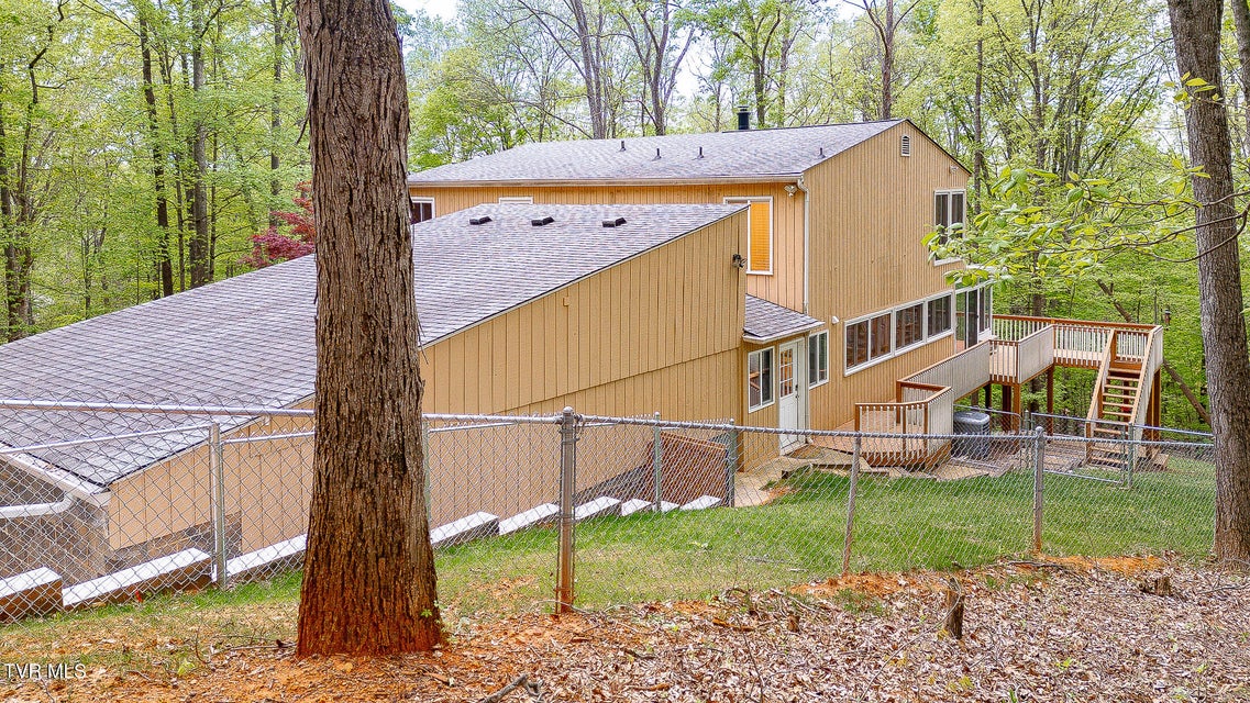Photo #76: 5756 Chestnut Hills Drive
